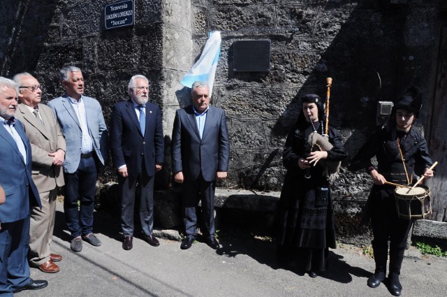 O Parlamento de Galicia súmase á homenaxe a Xaquín Lorenzo, Xocas, no 30º aniversario seu pasamento